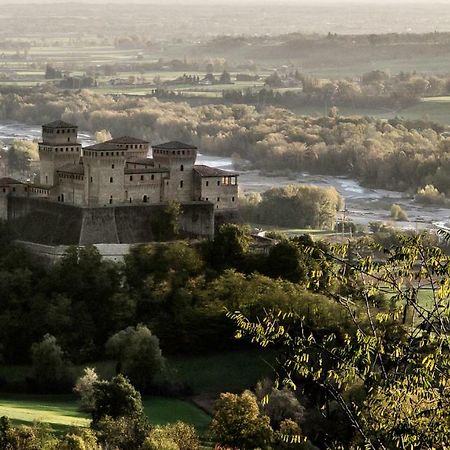 La Locanda Del Borgo Torrechiara Εξωτερικό φωτογραφία